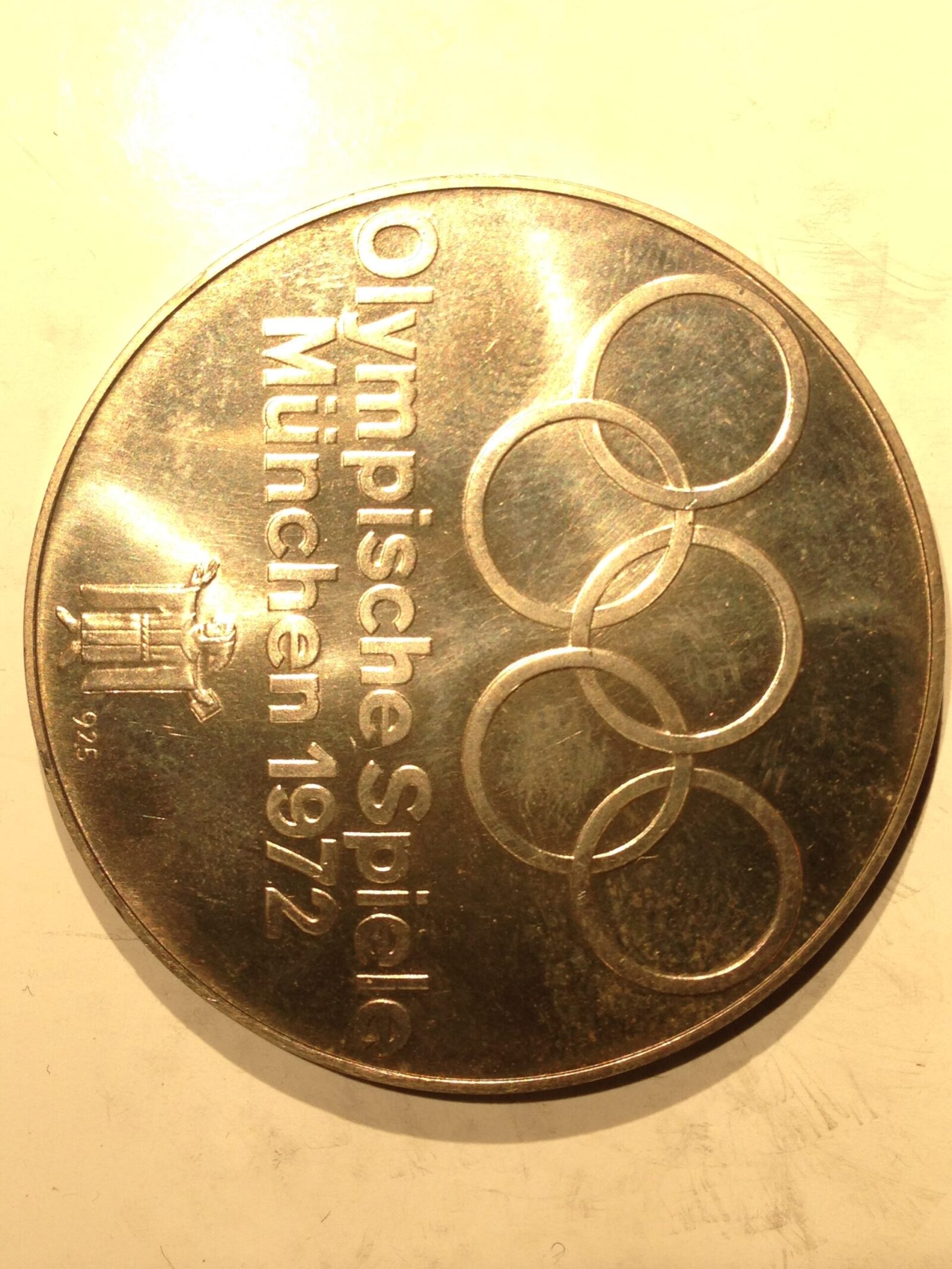 1972 Munich Olympic Games Organizing Committee Medal - Image 2