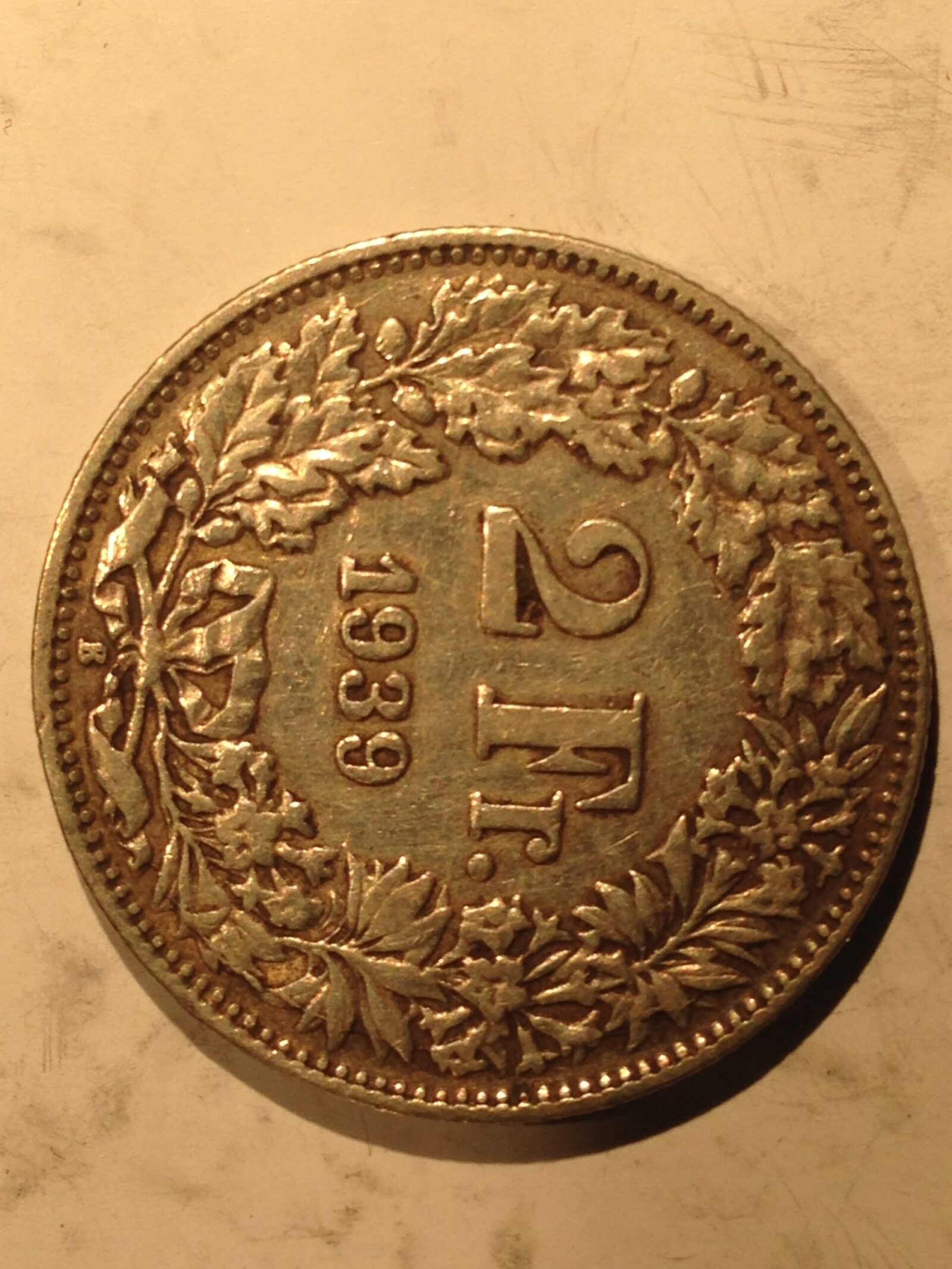 Switzerland 1939 B 2 Francs VF/XF - Image 2