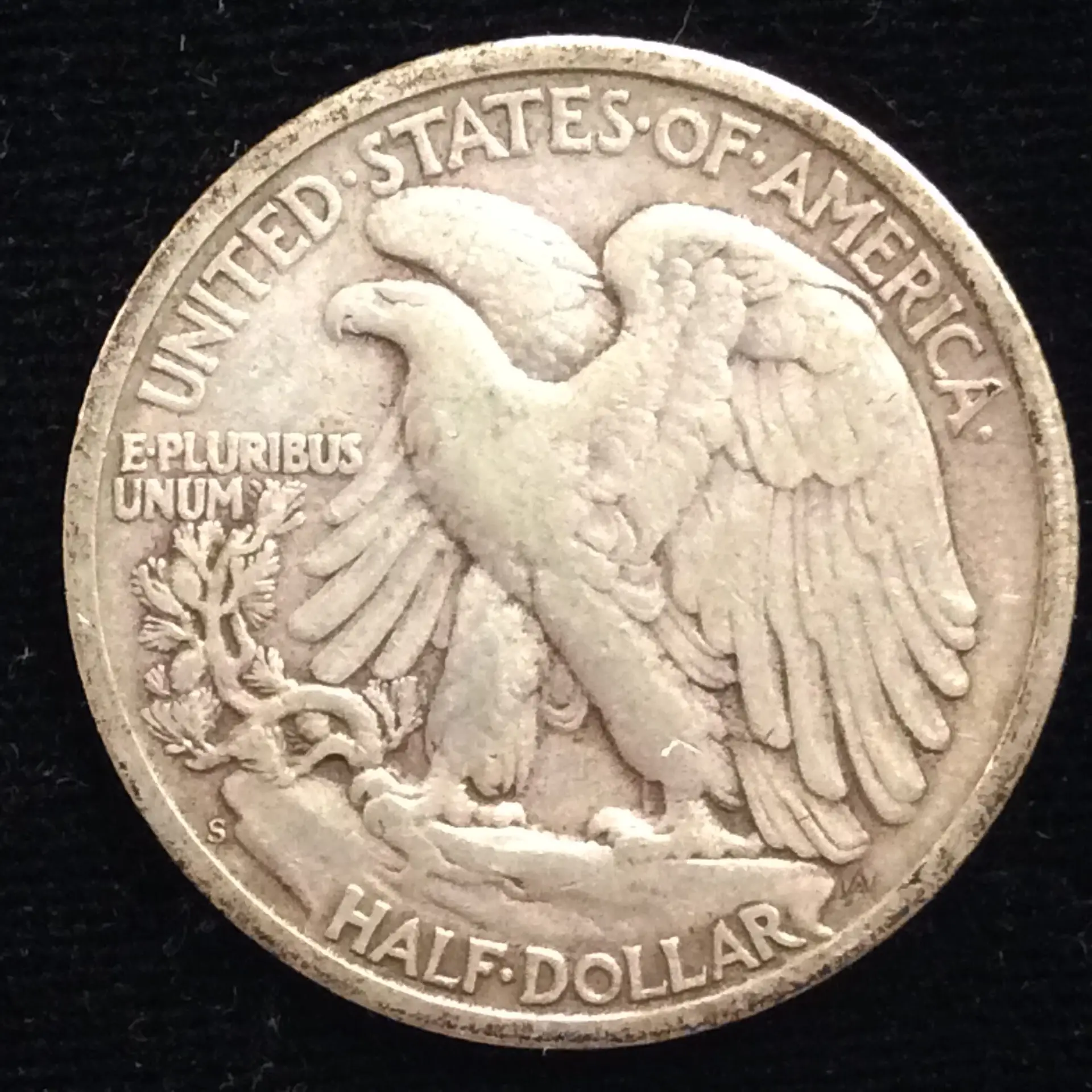 1946-S Walking Liberty Half Dollar in Extra Fine Condition - Image 2