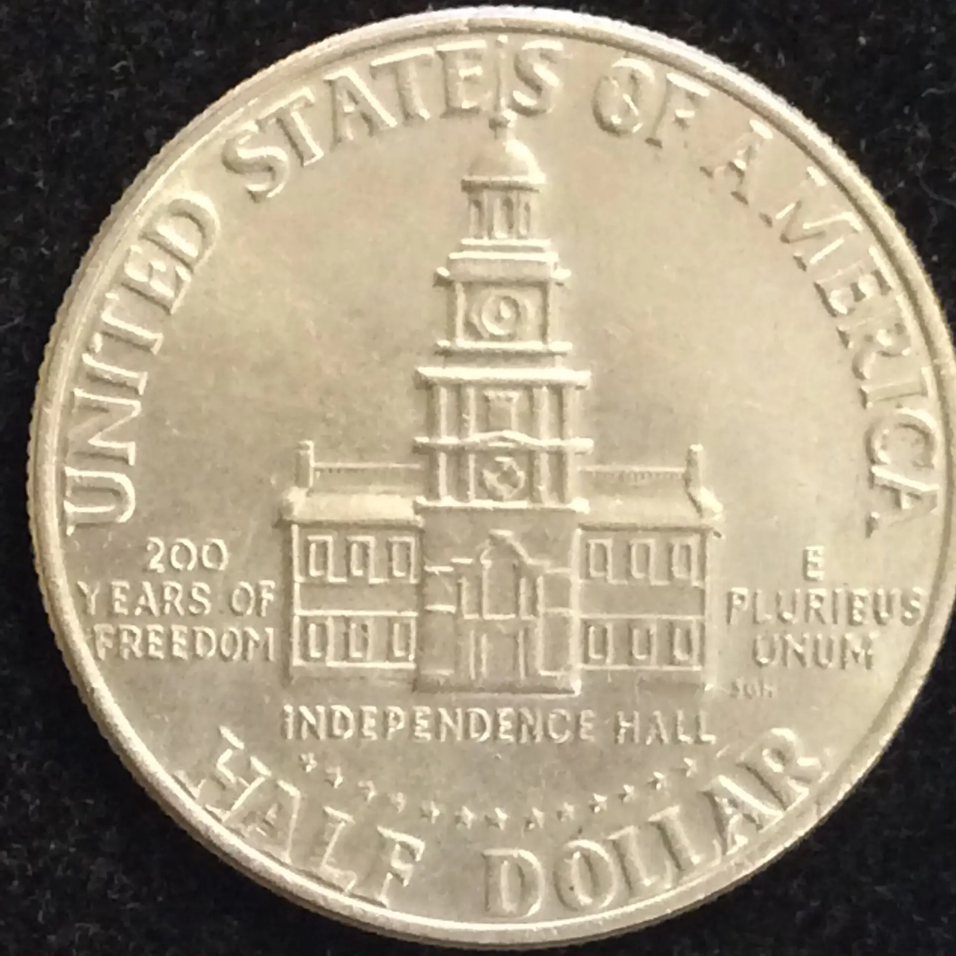 1976 Bicentennial Kennedy Half Dollar in MS63 Condition - Image 2